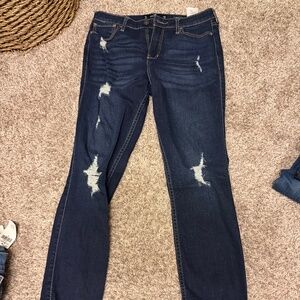 Hollister jeans, high-rise crop super skinny 7L